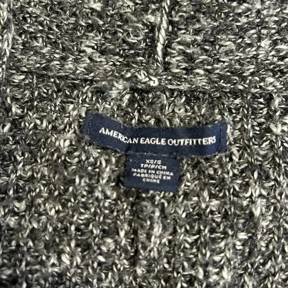 American Eagle Open Front Cardigan Sweater Size XS/Small Gray White Pockets Cozy - Picture 3 of 7